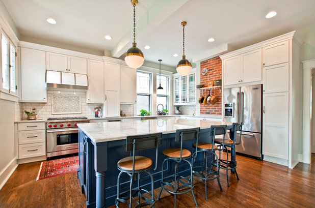 Traditional Kitchen by Terri Sears, Kitchen and Bath Designer