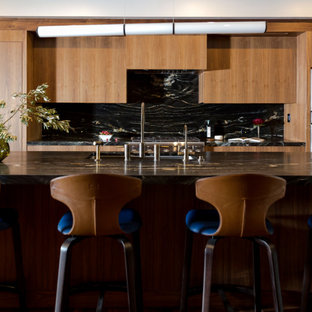 Design ideas for a midcentury kitchen in Philadelphia.