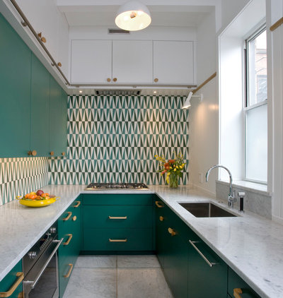 Современный Кухня by New Style Cabinets