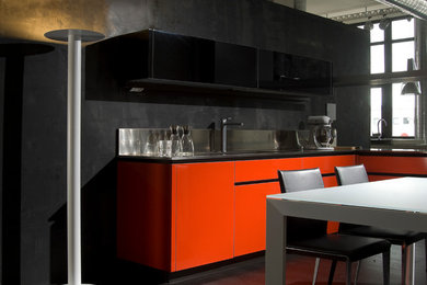 Foto di una cucina abitabile minimalista