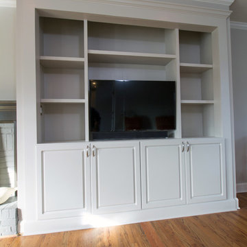 Roswell Kitchen and Den Bookcases Receives Beautiful Makeover