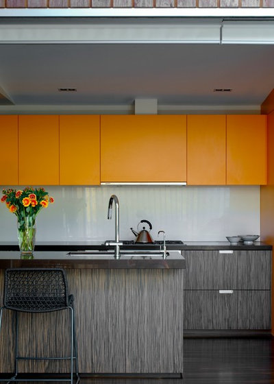 Modern Kitchen by Scott Weston Architecture Design PL