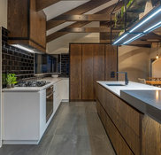 Award Winning Kitchens - Cube Dentro - Kitchen Designer