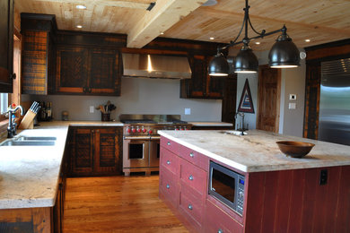 Inspiration for a rustic kitchen remodel in Toronto
