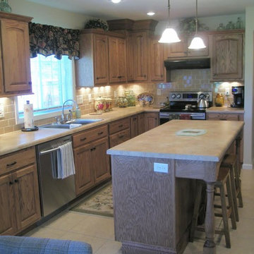 Rustic Wood Kitchen Cabinetry