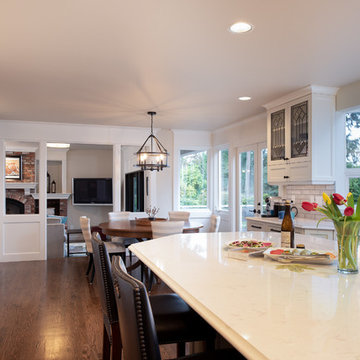 Sammamish Traditional Kitchen with White Cabinets
