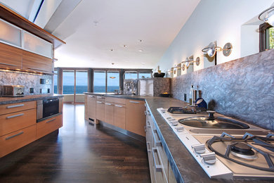 San Clemente Contemporary Kitchen Design and Remodel