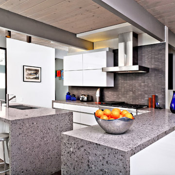 San Diego Contemporary Kitchen