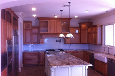 Example of an arts and crafts kitchen design in San Diego