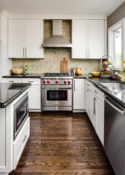 Transitional Kitchen by Robin Heard Design