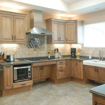 San Luis Kitchen, Wheelchair Accessible