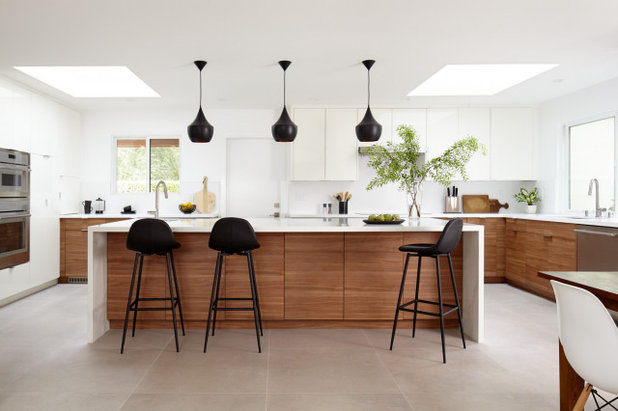 Contemporary Kitchen by Christina Averkin Styling