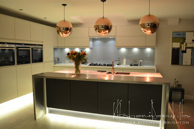 Inspiration for a large modern kitchen in Sussex.