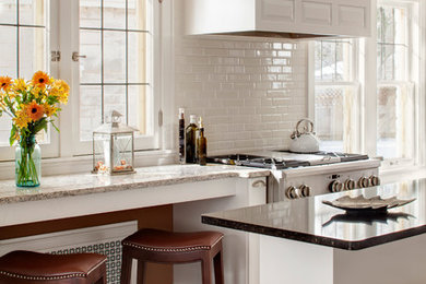 Example of a transitional kitchen design in Milwaukee