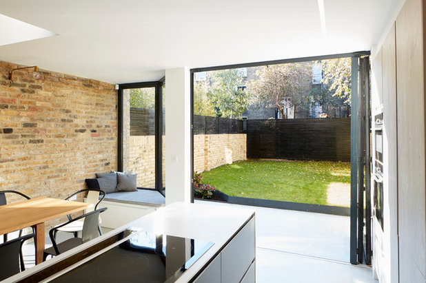 Contemporary Kitchen by Scenario Architecture