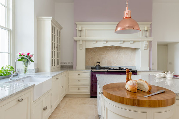 Traditional Kitchen by PlaceDesign Kitchens and Interiors