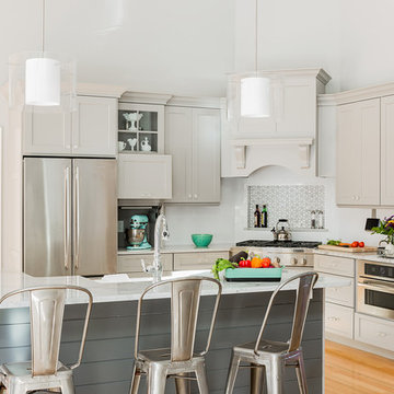 Sea Clay Gray Kitchen with Corner Cooktop