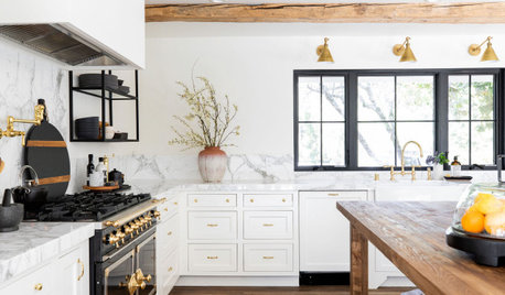 New This Week: 3 Beautifully Balanced White Kitchens