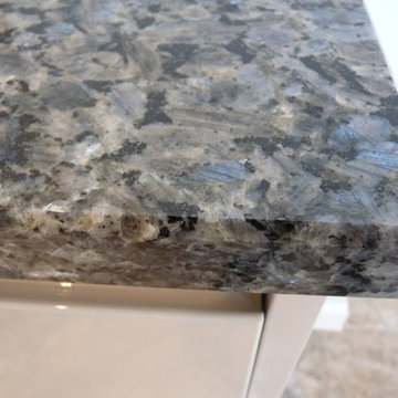 Second Nature Remo Cashmere gloss handleless kitchen blue pearl granite