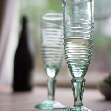 Set of 6 Recycled Glass Swirl Champagne Flutes