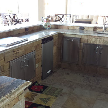 Seven Oaks Luxury Outdoor Kitchen