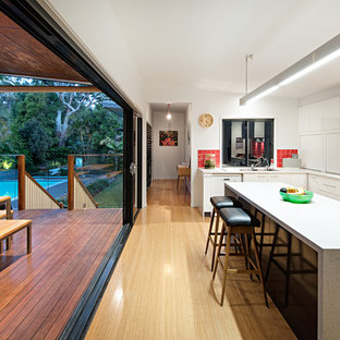 Seventeen Mile Rocks Renovation & Extension