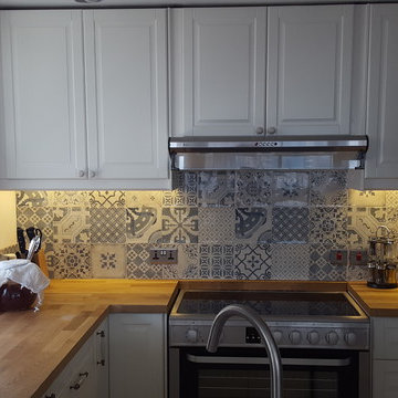 Shabby chic kitchen with a modern twist