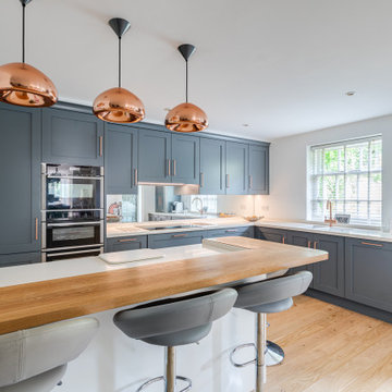Shaker Kitchen & Living Room in Welwyn