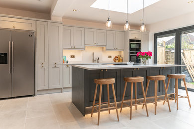 Shaker Kitchen with Contrasting Colours and Quartz Worktops