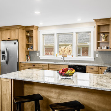 Shaker Maple cabinetry with Sienna Beige Granite top.