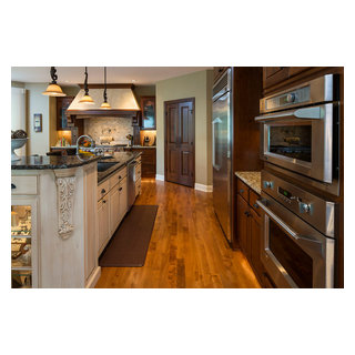 Shakopee Custom Home Traditional Kitchen Minneapolis By DURST   Shakopee Custom Home Durst And Gans Building Corp Img~7e61c77c010872cb 7509 1 9c9ae60 W320 H320 B1 P10 