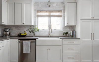 Pros Share Kitchen Cabinet Hardware Finishes They Love Right Now