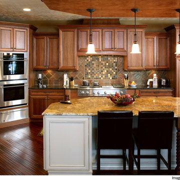 Showplace Cabinets - Kitchen