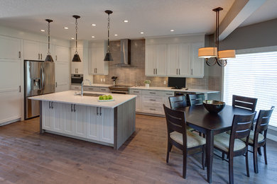 This is an example of a modern kitchen in Calgary.