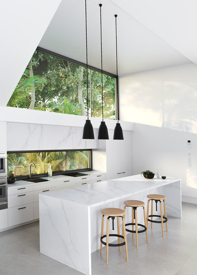 Modern Kitchen by Silestone by Cosentino
