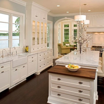 Simple white kitchen with lots of detail