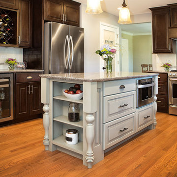 Simplistic Charm Cabinets: Custom Wood Products