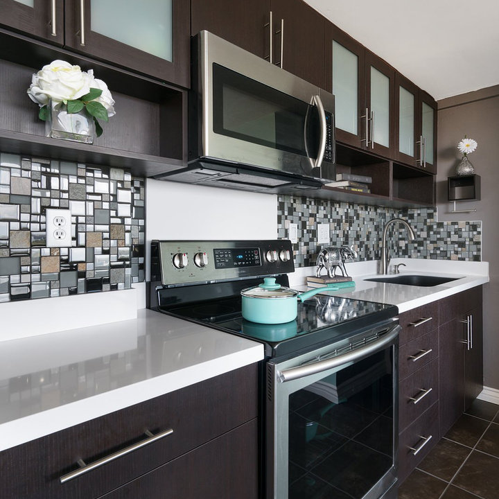 Small Condo Kitchen - Photos & Ideas | Houzz