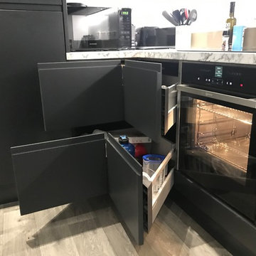 Small contemporary kitchen