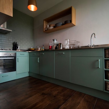 Small Green Kitchen