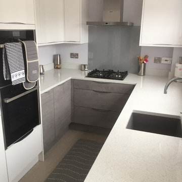 Small modern U-shaped kitchen