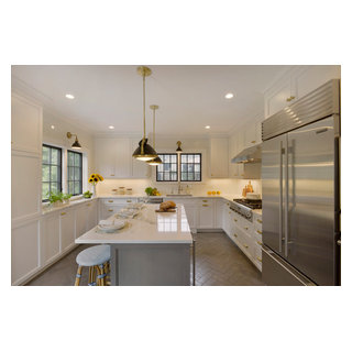 Small, Simple and Elegant in Larchmont - Transitional - Kitchen - New ...