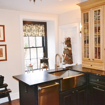 Small West Chester Kitchen w Lots of Charm