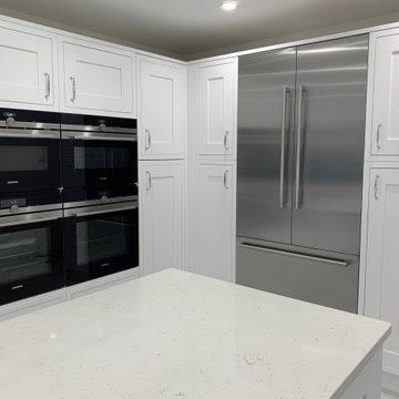 Smooth painted white inframe kitchen