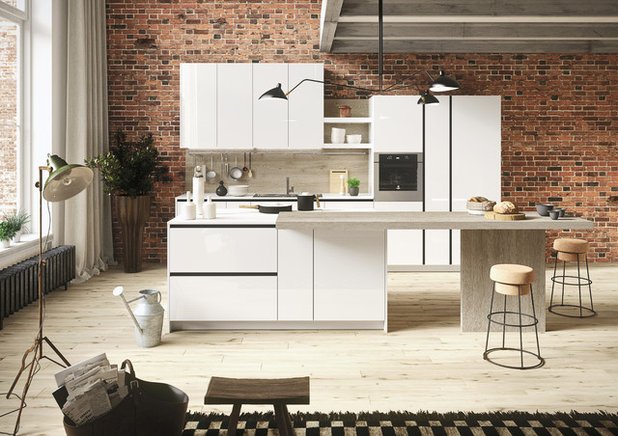 Transitional Kitchen by Eurocucina