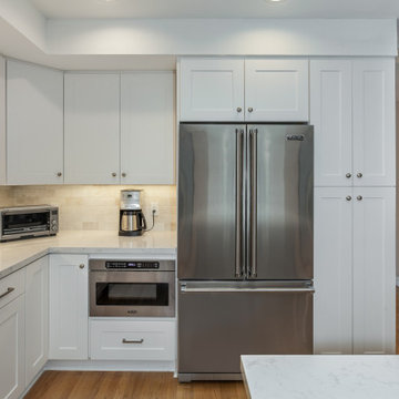 Soderberg - Playa Del Ray - Kitchen and Living Room