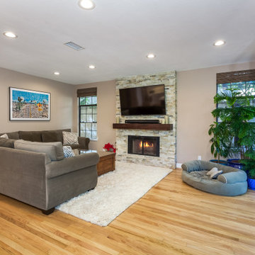 Soderberg - Playa Del Ray - Kitchen and Living Room