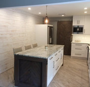 https://st.hzcdn.com/fimgs/pictures/kitchens/soft-and-serene-all-white-kitchen-and-organic-wood-master-bathroom-bee-studios-design-img~aa91ac3b06aa6a2b_6799-1-7d1f590-w182-h175-b0-p0.jpg