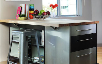 Steel Yourself: Industrial Kitchen Islands Are On a Roll