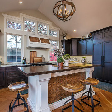 Spacious Modern Cottage Kitchen